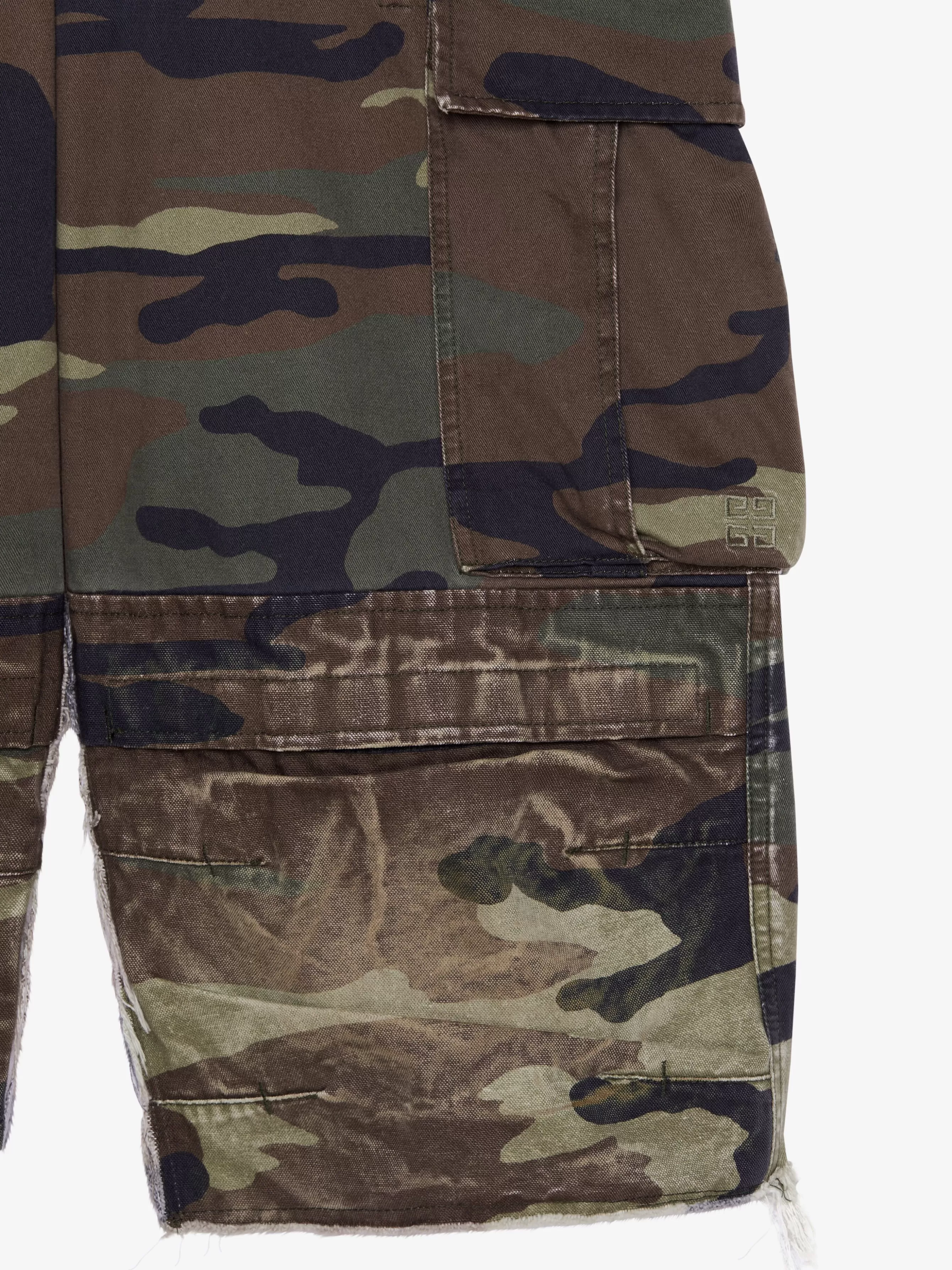 Sale GIVENCHY Pants & Shorts-Cargo camo skirt in cotton