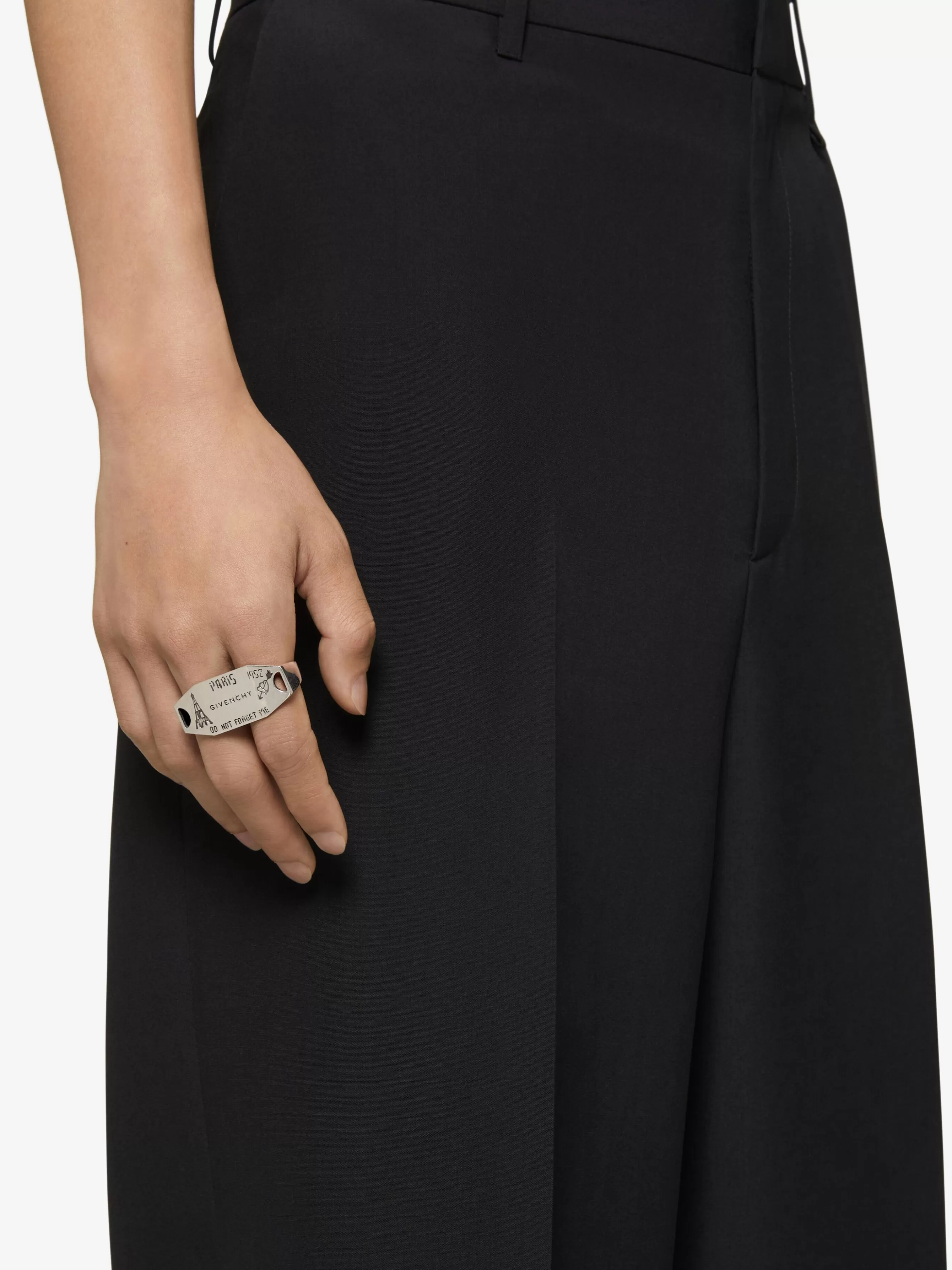 GIVENCHY Jewelry-City double finger ring in metal