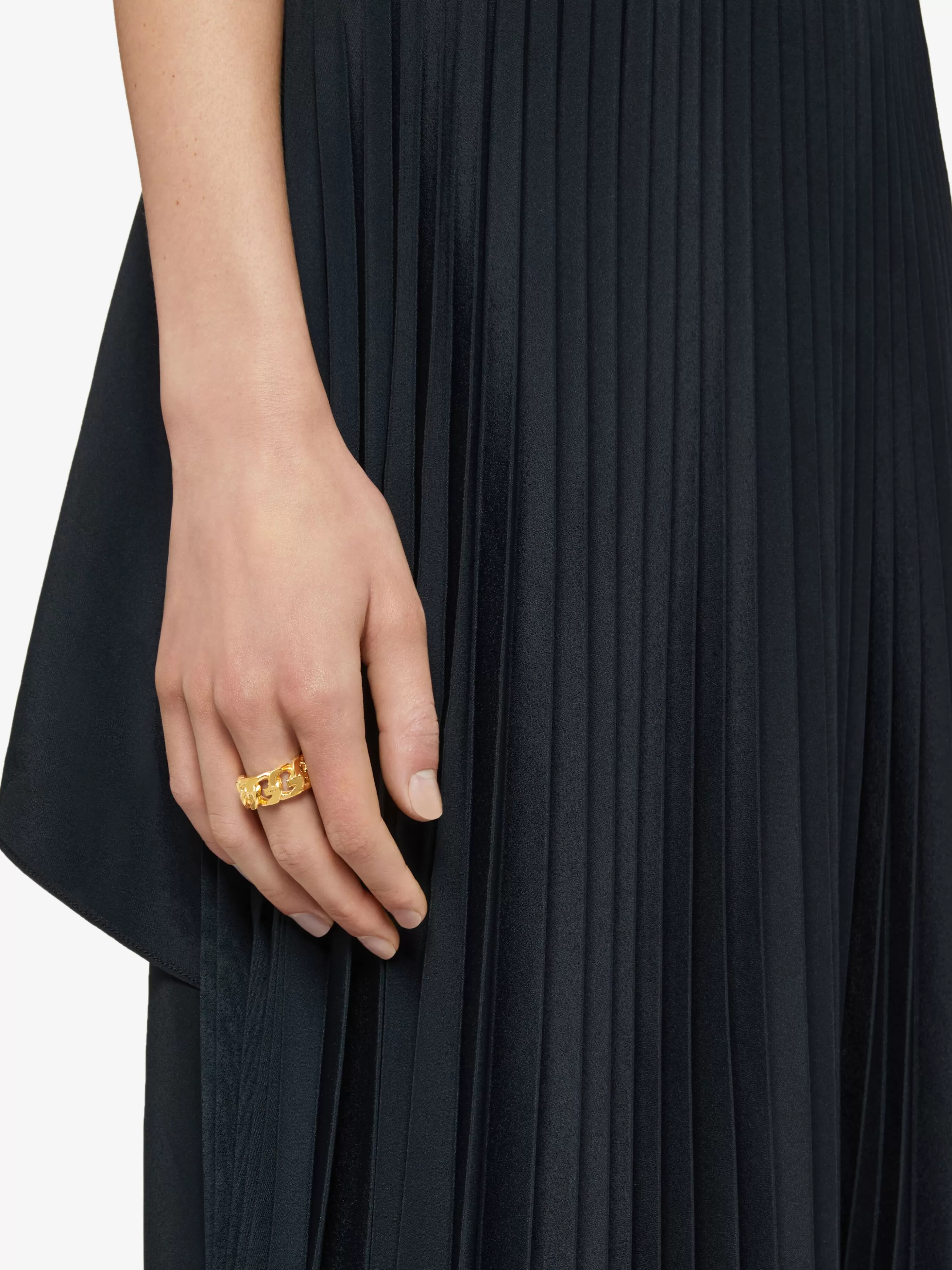 GIVENCHY Jewelry-G Chain ring in metal