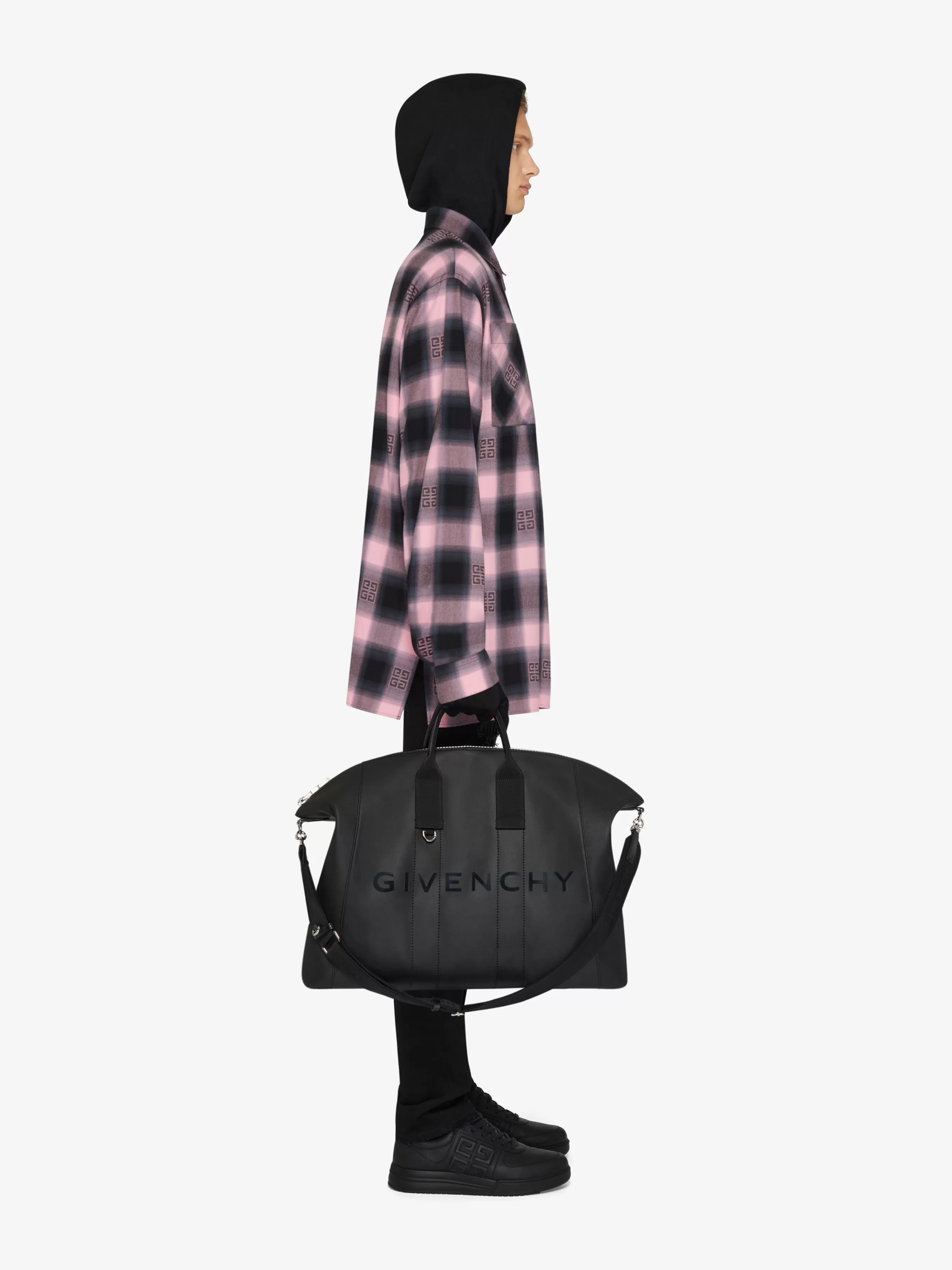 GIVENCHY Week-end Bags-Medium Antigona Sport bag in coated canvas