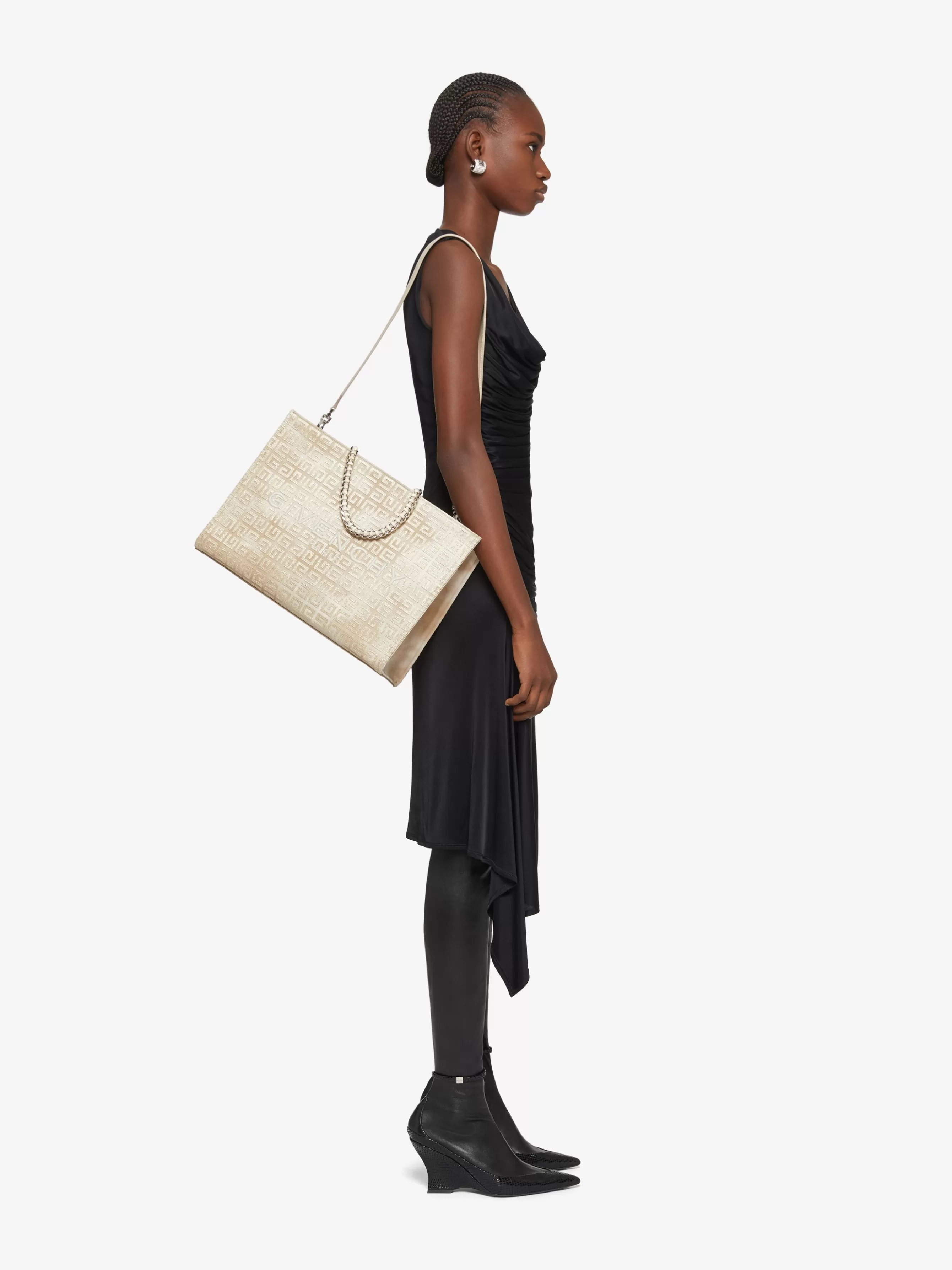 Women GIVENCHY G-Tote | Shoulder Bags-Medium G-Tote shopping bag in 4G canvas with chain