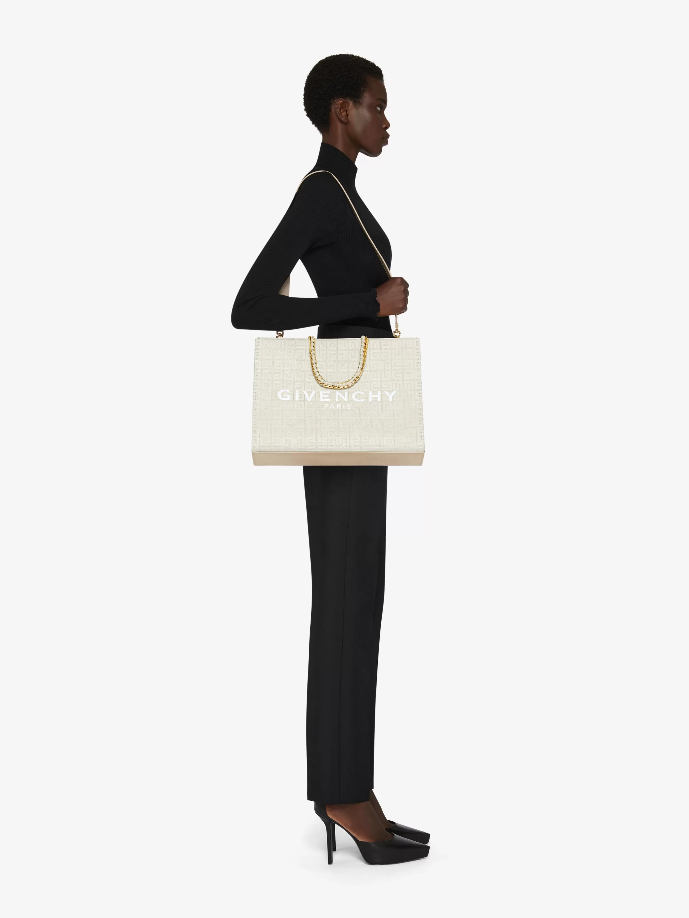 Sale/Women GIVENCHY Bags & Leather Goods | G-Tote-Medium G-Tote shopping bag in 4G embroidered canvas