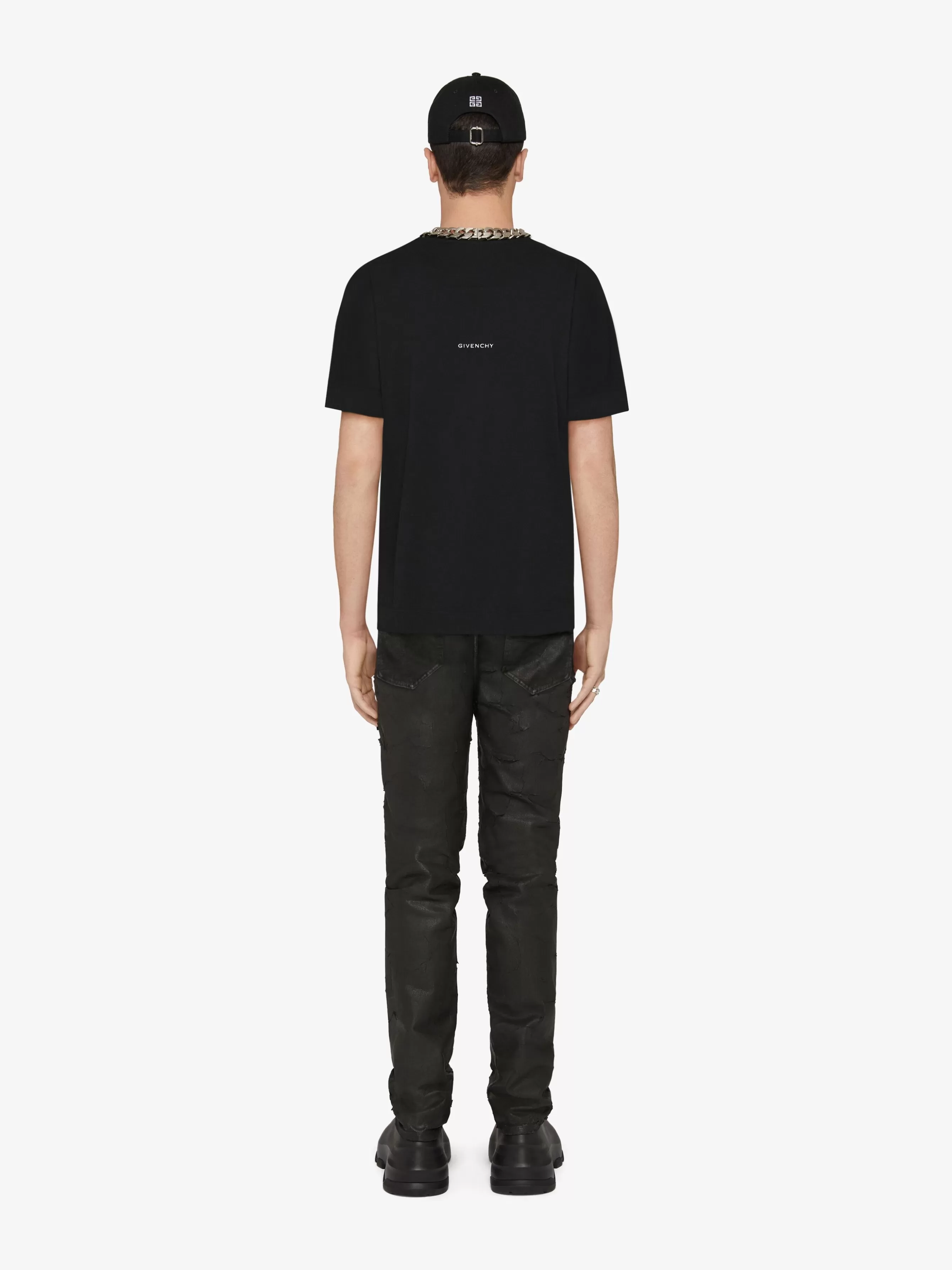 GIVENCHY T-Shirts-Slim fit t-shirt in cotton